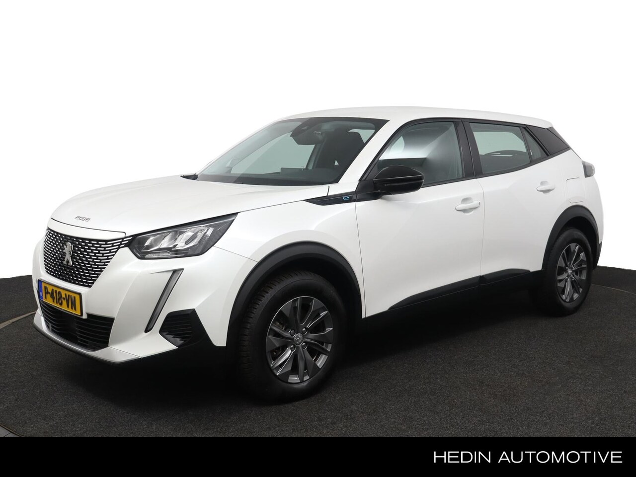 Peugeot e-2008 - EV Active Pack 50 kWh - AutoWereld.nl