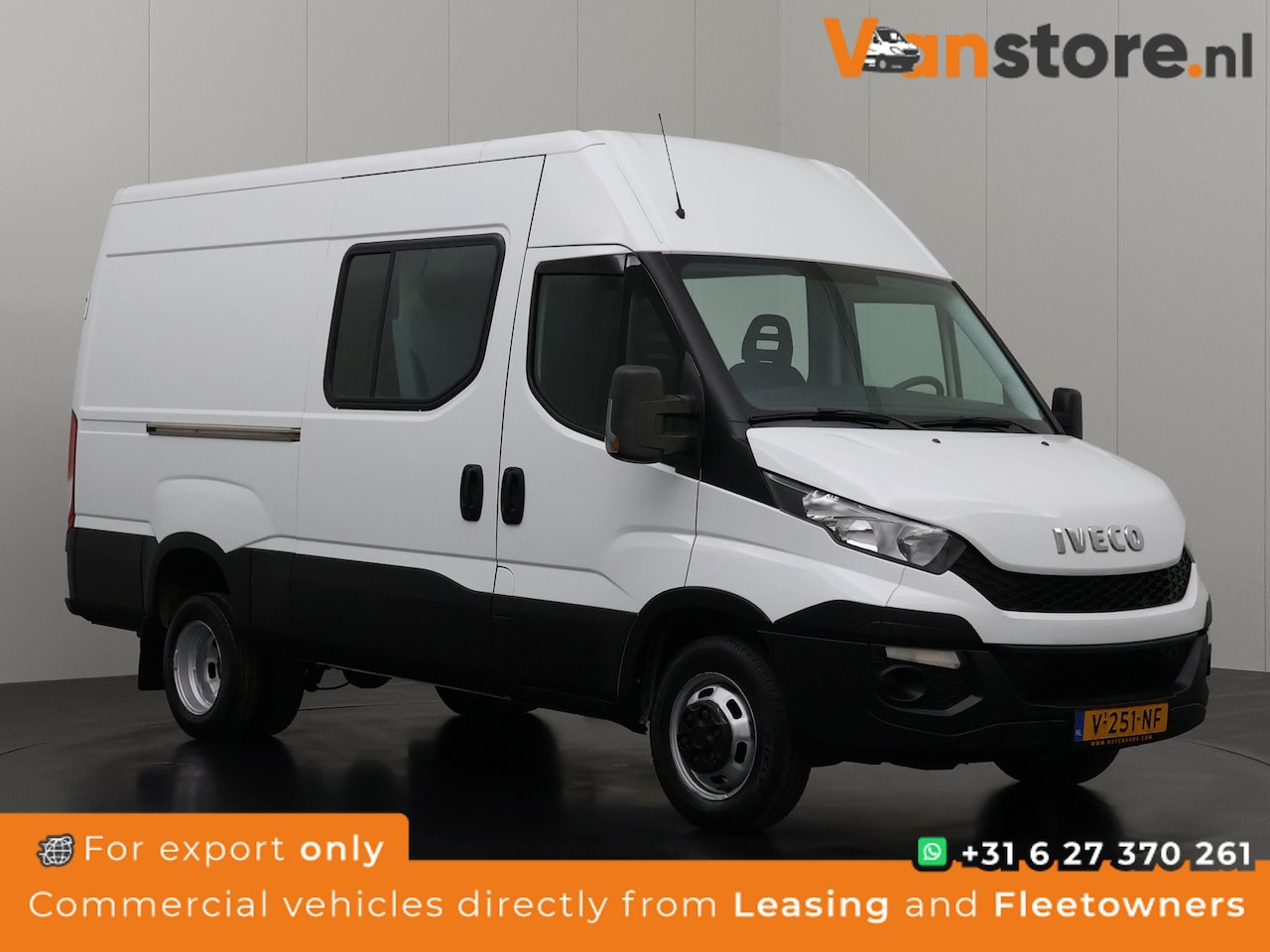 Iveco Daily - 35C13 Dubbel lucht | Dubbele Cabine | 3500Kg Trekhaak | 7-Persoons | Airco | Cruise - AutoWereld.nl
