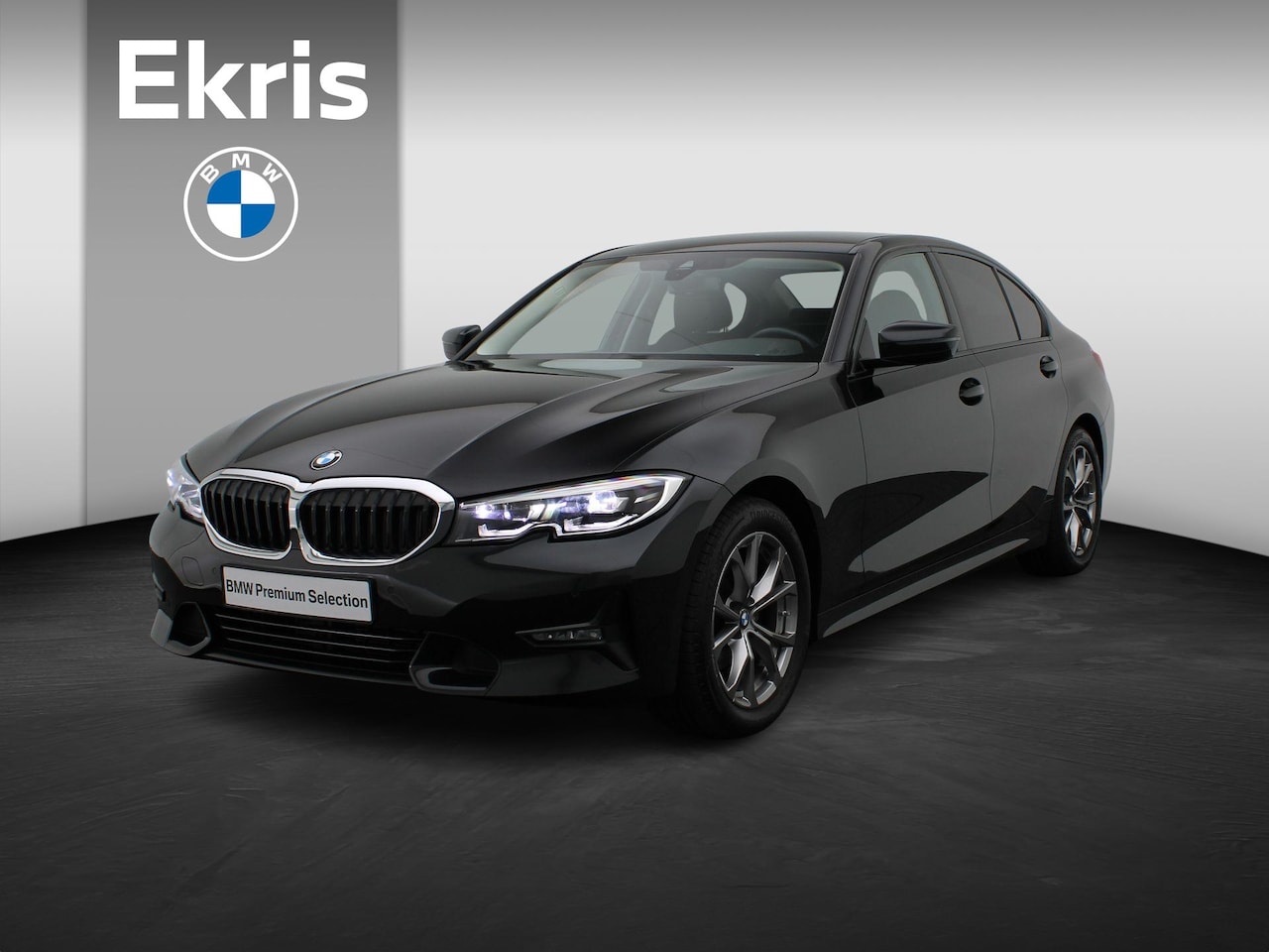 BMW 3-serie - Sedan 318i Executive | Model Sportline | Sportstoelen | Extra Getint Glas Achter | LED Kop - AutoWereld.nl