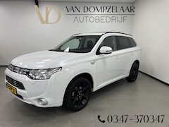 Mitsubishi Outlander - 2.0 PHEV instyle / Trekh. / Leder / Navi /