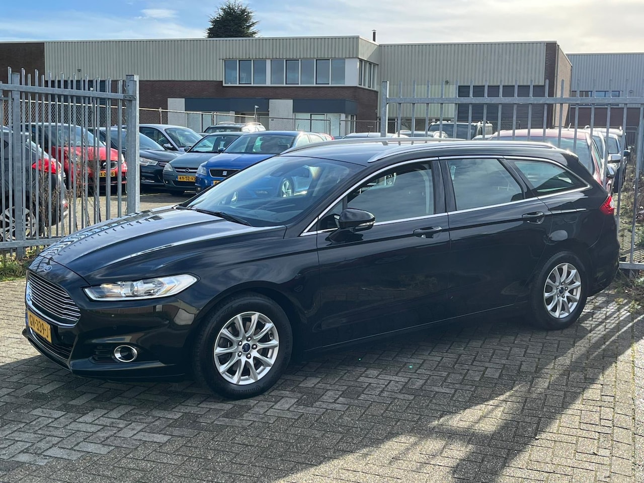 Ford Mondeo Wagon - 1.5 Titanium 160PK NL AUTO NAP! Trekhaak l Navi l Cruise l LED l KEYLESS l AIRCO ECC! DEAL - AutoWereld.nl