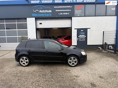 Volkswagen Golf - 1.6 FSI Trendline/ GTI Look/ met GTI Velgen-Bumpers en uitlaat, Beeldscherm, Airco, NAP en