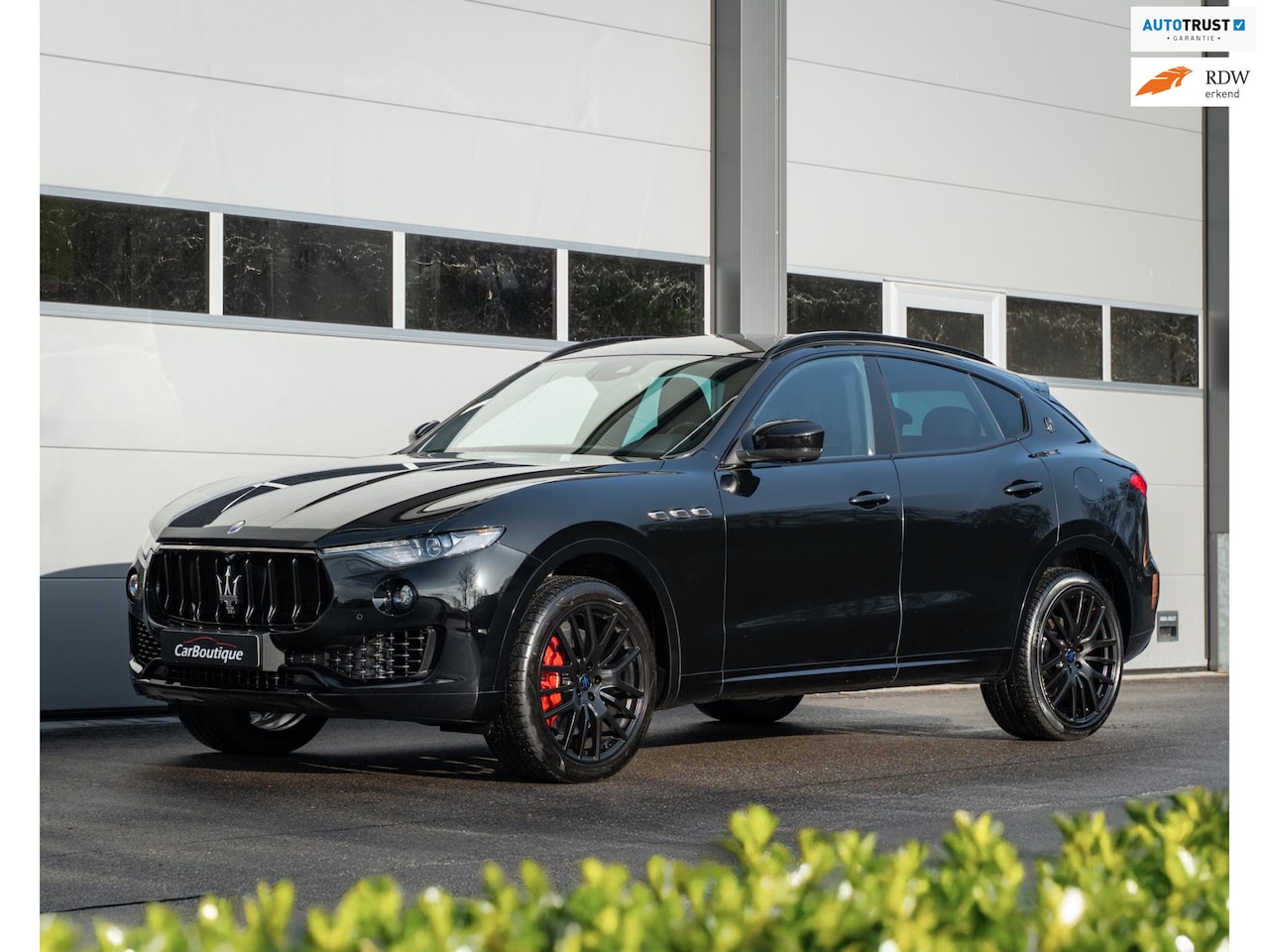 Maserati Levante - 3.0 V6 S AWD GranLusso I Pano I Carbon I Luchtvering I Harman/Kardon I 360 I - AutoWereld.nl