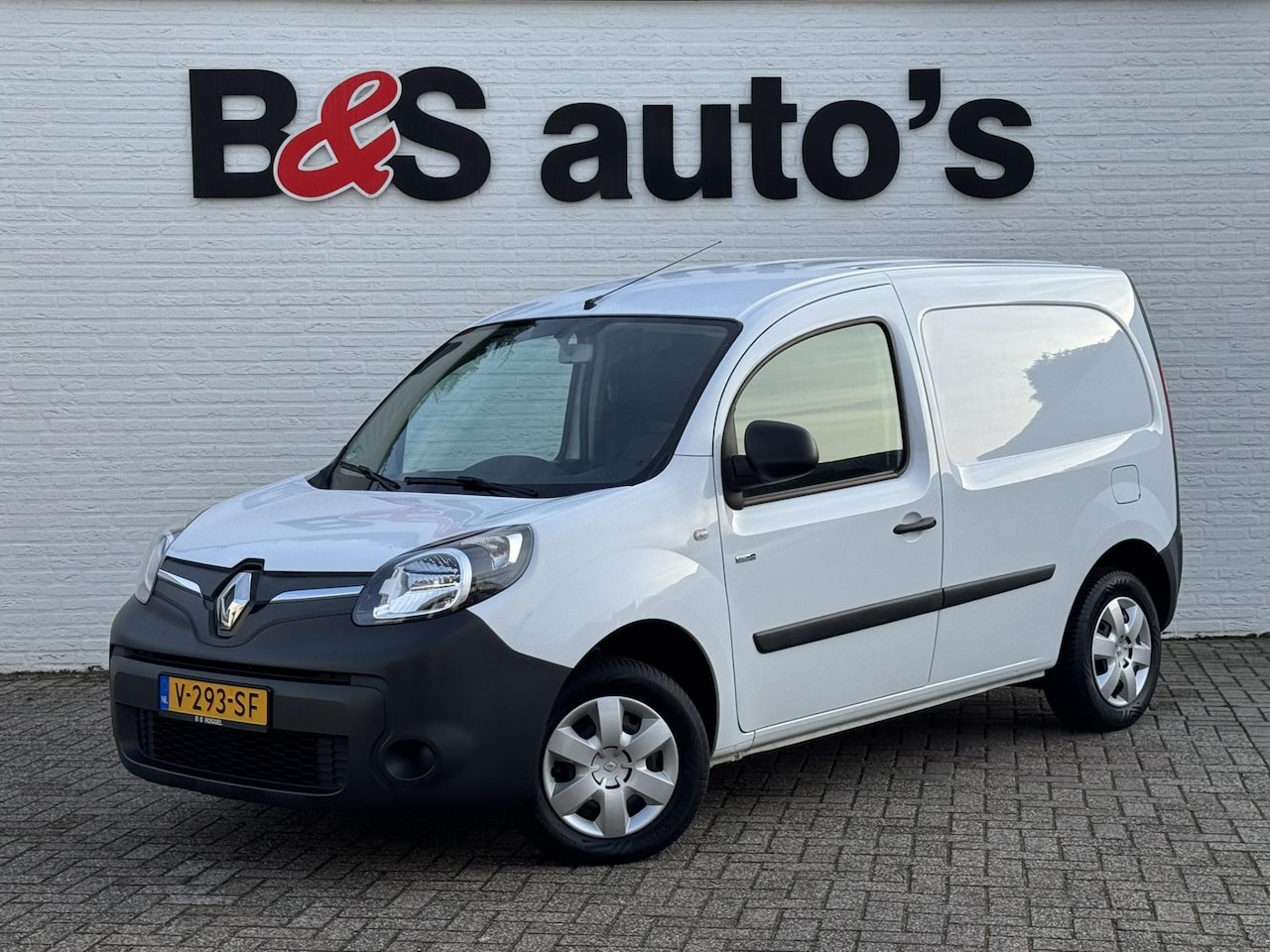 Renault Kangoo - Z.E. Airco Dealeronderhouden Cruise control Navigatie Radio/CD Parkeersensoren achter Dubb - AutoWereld.nl
