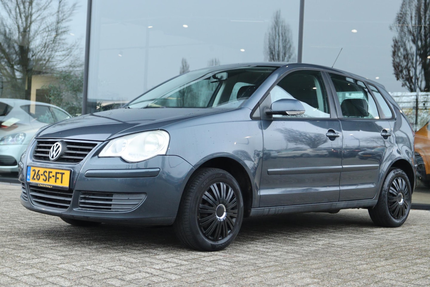 Volkswagen Polo - 1.4-16V COMFORTLINE | AIRCO | 5-DEURS | CENTR. DEURVERGRENDELING - AutoWereld.nl