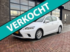 Lexus CT 200h - | Alcantara | Clima | Cruise |