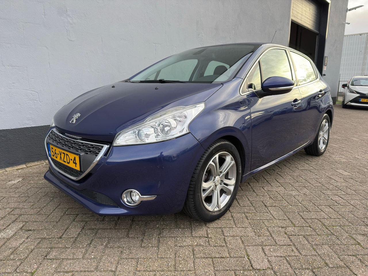 Peugeot 208 - 1.6 VTi Allure - Stoel VW - Leder - LMV - AutoWereld.nl