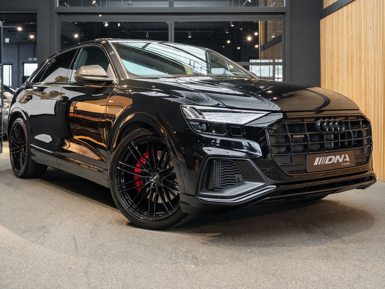 Audi Q8 - 55 TFSI e quattro Pro Line S ABT Velgen 55 e Pro Line S Volleder Head-Up - AutoWereld.nl