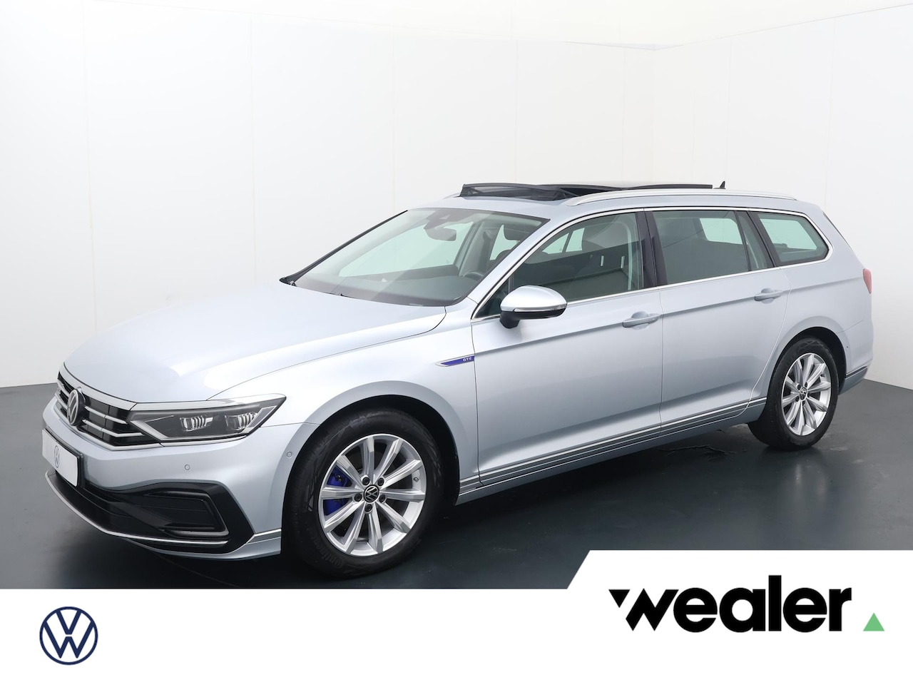 Volkswagen Passat Variant - 1.4 TSI PHEV GTE Business | 218 PK | SoH 91% | Trekhaak | Panoramadak | 360 graden camera - AutoWereld.nl