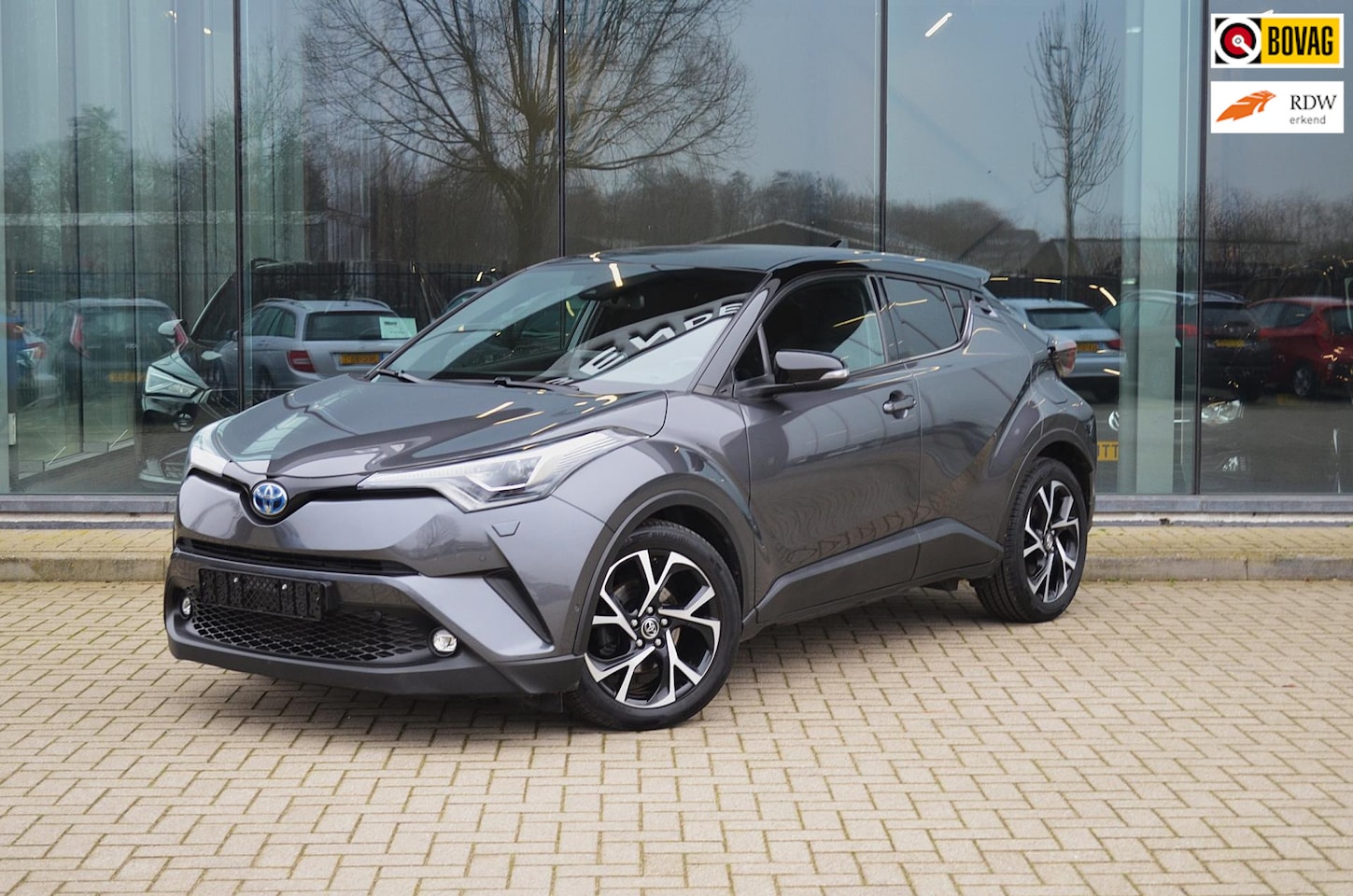 Toyota C-HR - 1.8 Hybrid Dynamic | Dodehoek detectie | Keyless | Stoel & stuurverwarming | Voorruit verw - AutoWereld.nl