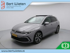 Volkswagen Golf - 1.5 eTSI R-Line | Geen import | Panoramadak | LED