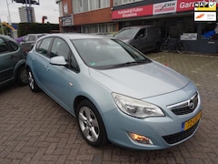 Opel Astra - 1.4 Turbo Edition/Airco/Trekhaak/Cruise/LMV