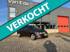 Skoda Fabia Combi - 1.2 TSI First Edition Style Clima PDC Navi