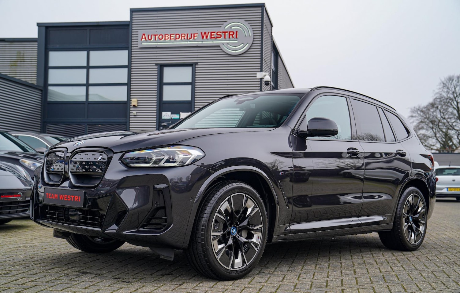 BMW iX3 - High Executive 80 kWh | Panorama | incl. BTW | Assisted Driving | Adaptieve Cruise control - AutoWereld.nl