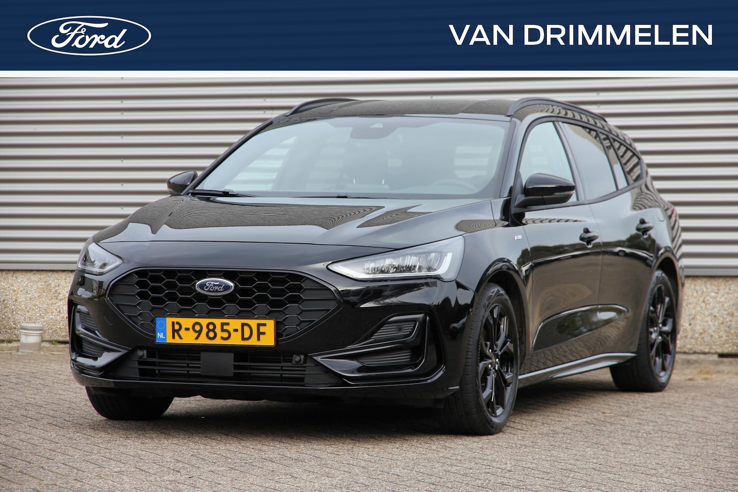 Ford Focus Wagon - 1.0 EcoBoost Hybrid 125pk ST-Line | Rode remklauwen | Privacy Glass | Spoiler - AutoWereld.nl