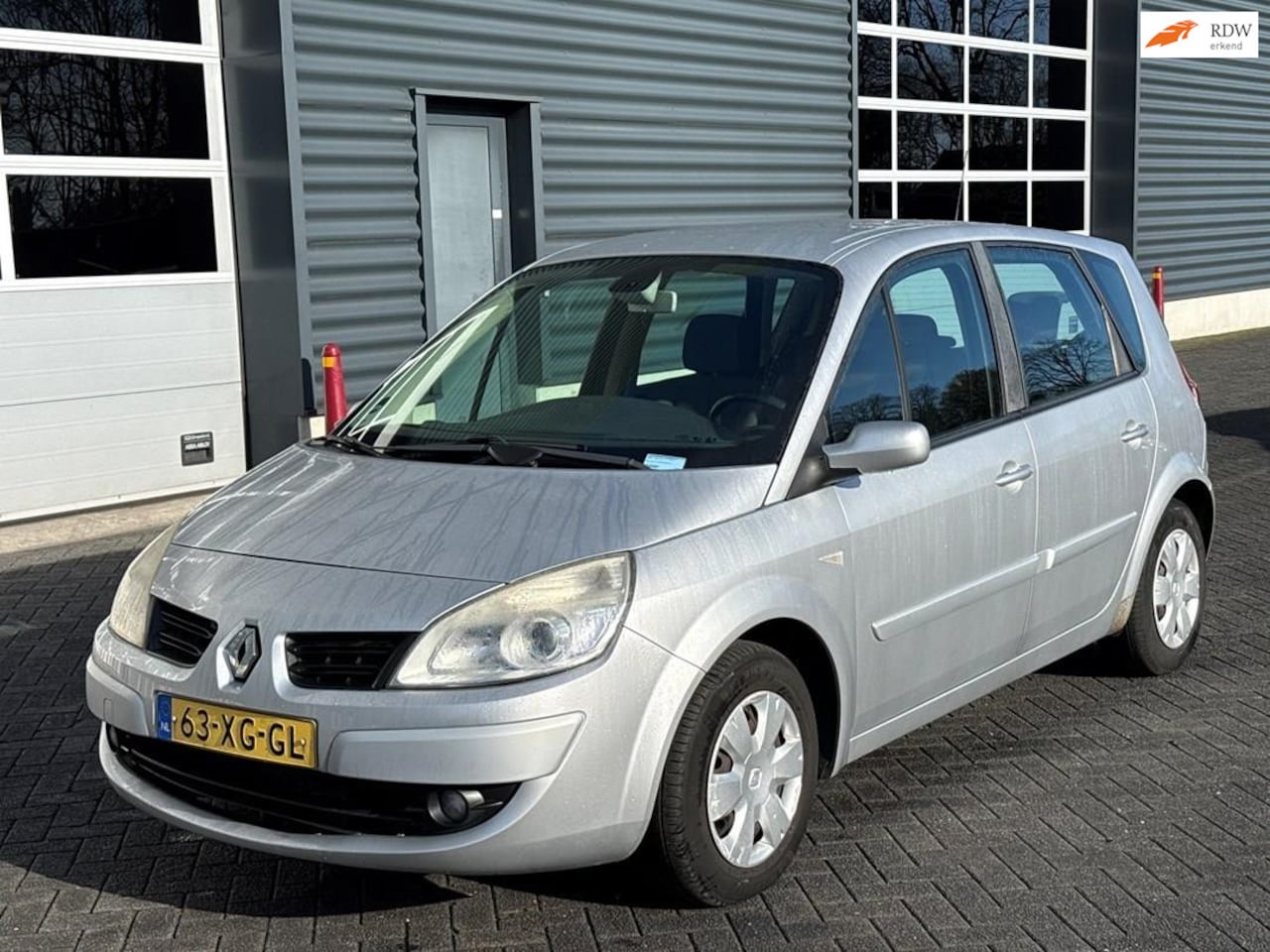 Renault Scénic - 1.6-16V Business Line 1.6-16V Business Line, airco, cruise control, trekhaak - AutoWereld.nl