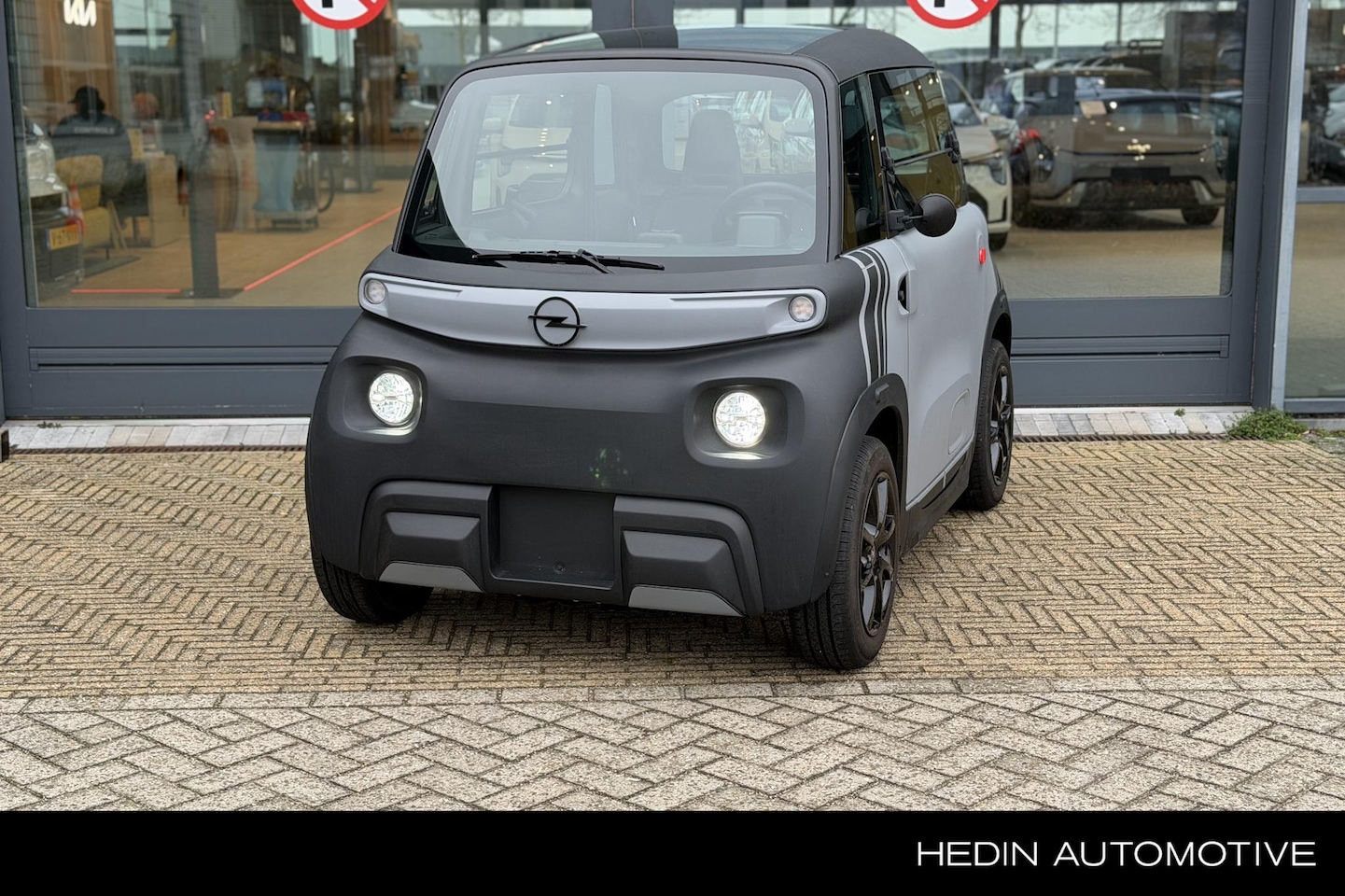 Opel Rocks-e - Klub KLUB DIRECT LEVERBAAR| Automaat | Brommer kenteken | Panorama dak | 75km Actieradius - AutoWereld.nl