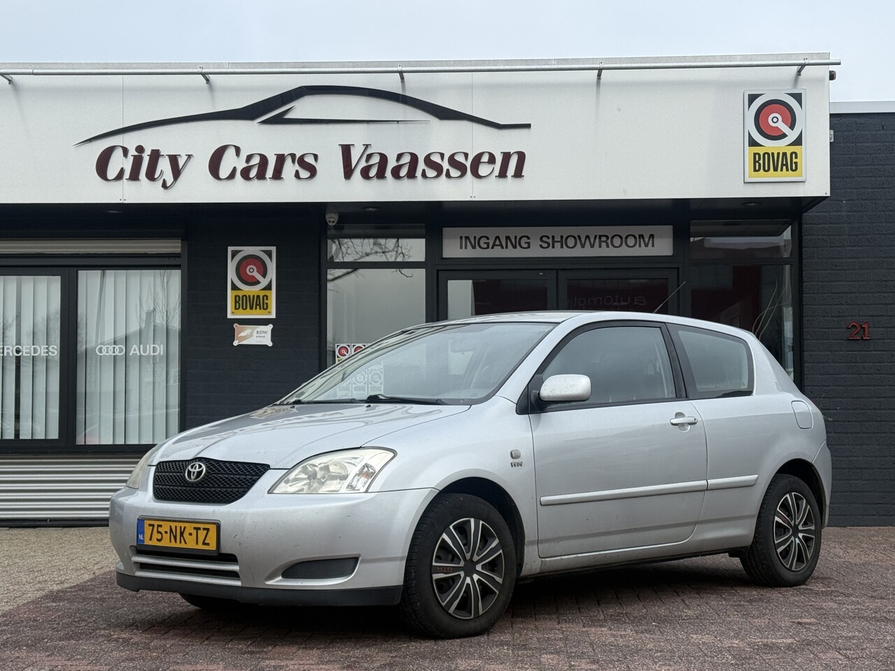 Toyota Corolla - 1.4 VVT-i Linea Luna export climate ctr cruise ctr navigatie 3 deurs - AutoWereld.nl