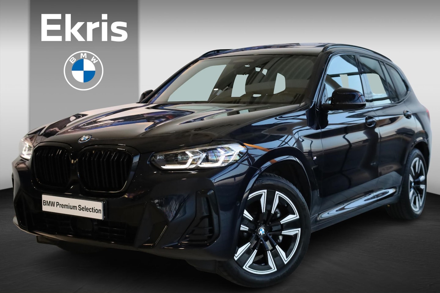 BMW iX3 - | M Sport | Panoramadak | Achteruitrijcamera | Adaptieve led - AutoWereld.nl