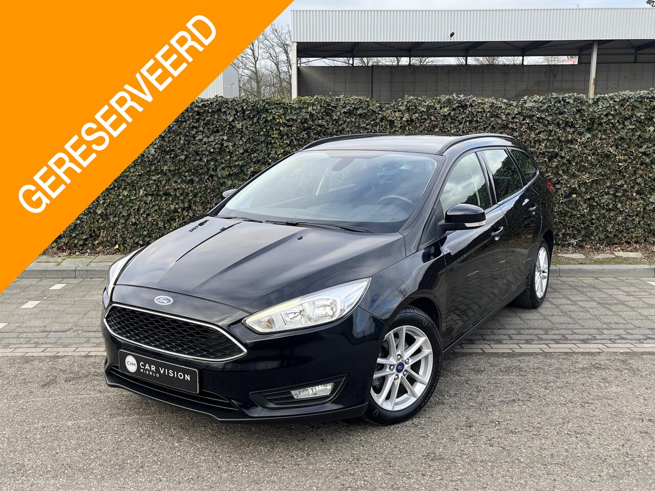 Ford Focus Wagon - 1.0 Edition * Navi * Nieuwe Distr. * Garantie - AutoWereld.nl