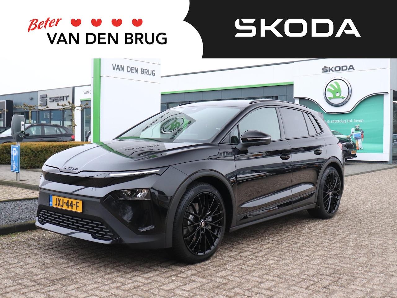 Skoda Elroq - 85 Sportline | Trekhaak | Black pakket | Stoel -& stuurverwarming | Adaptieve cruise contr - AutoWereld.nl