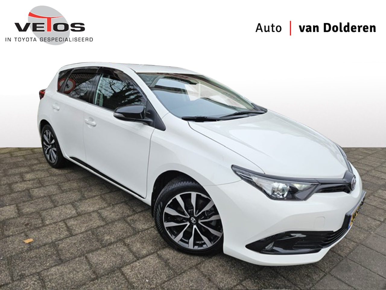 Toyota Auris - 1.8 Hybrid Dynamic Keyless/Navi - AutoWereld.nl