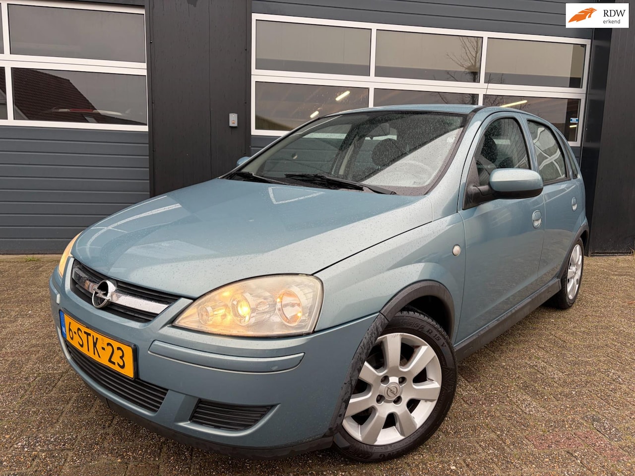 Opel Corsa - 1.2-16V Essentia|Leuke beginners auto!!!| - AutoWereld.nl