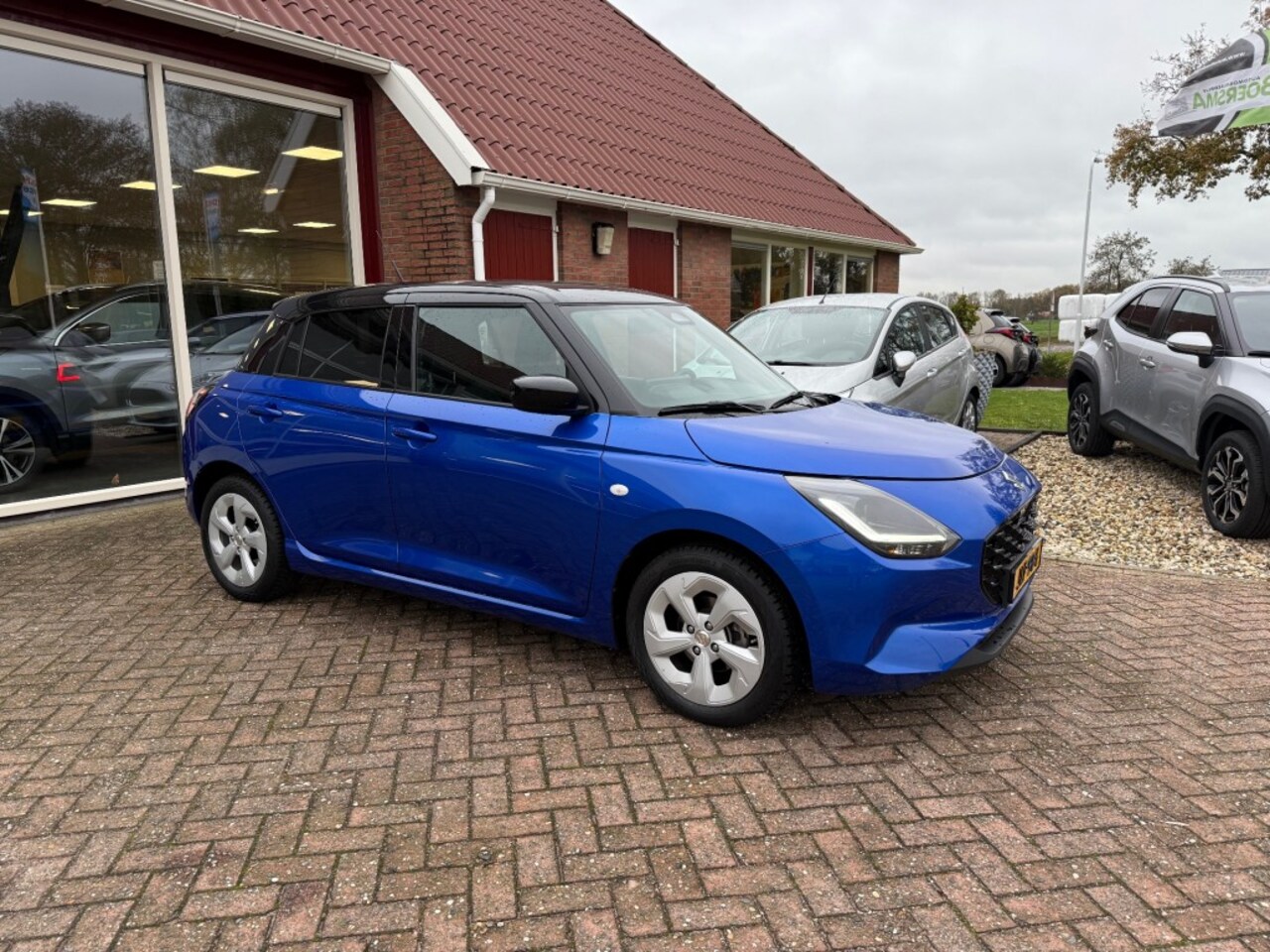 Suzuki Swift - 1.2 SMART HYBRID SELECT AUTOMAAT! - AutoWereld.nl