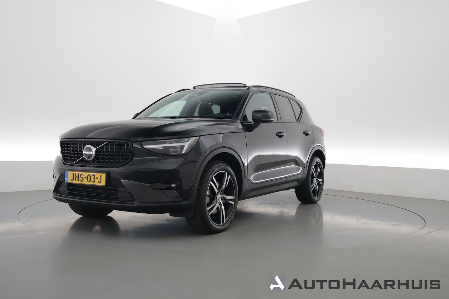 Volvo XC40 - 2.0 B4 Plus Dark | Pano | Elek. Trekhaak | Dig. Cockpit | Harman/Kardon | Bliss | Memory | - AutoWereld.nl