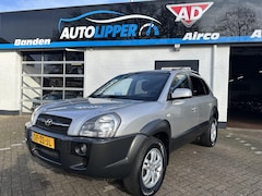Hyundai Tucson - 2.0i Style /Dealer onderhouden/Lm velgen/All season banden/Trekhaak/1e Eigenaar