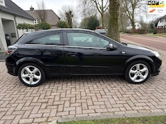 Opel Astra GTC - 1.8 Cosmo
