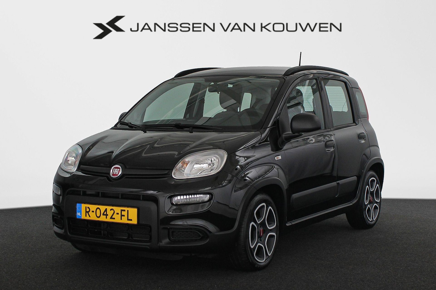 Fiat Panda - 1.0 Hybrid City Life Business Pro 5 Zits Apple CarPlay - AutoWereld.nl