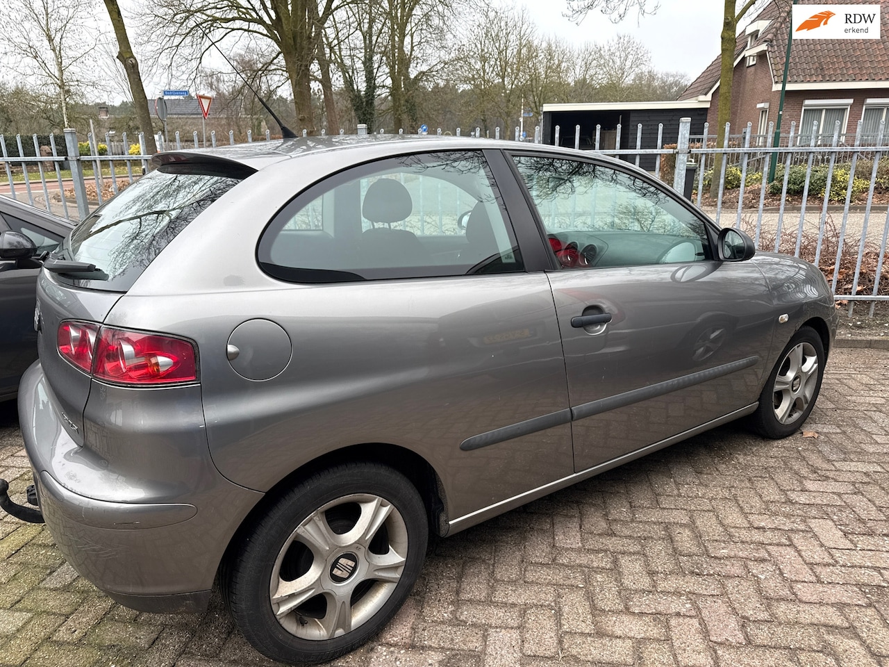 SEAT Ibiza - 1.4-16V Stella - AutoWereld.nl