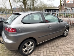 SEAT Ibiza - 1.4-16V Stella