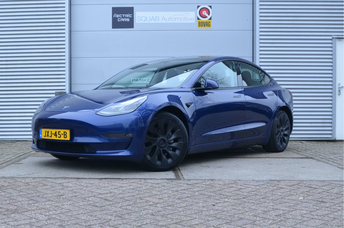 Tesla Model 3 - Long Range RWD Long Range AWD 75 kWh AutoPilot3.0 - AutoWereld.nl