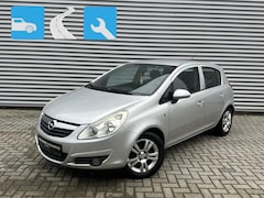 Opel Corsa - 1.4 Business, Fietsendrager, AUX, Airco, 5-Deurs
