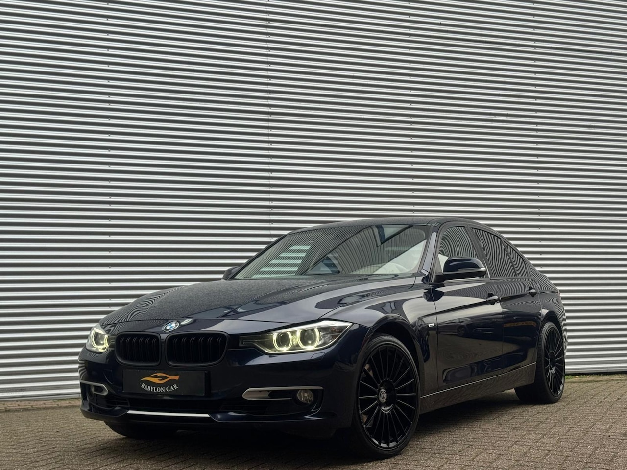 BMW 3-serie - 328i xDrive /Camera/Trekhaak/Aut/Navi/Led/Leder - AutoWereld.nl