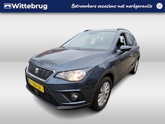 SEAT Arona - 1.0 TSI Style Business Intense Navigatie / Camera / Parkeersensoren / Airco (Clima) / App