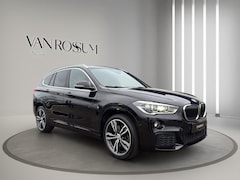 BMW X1 - sDrive20i M Sport Leder Head Up |Park Assist Pack | High Executive-pakket | 18"Velg |