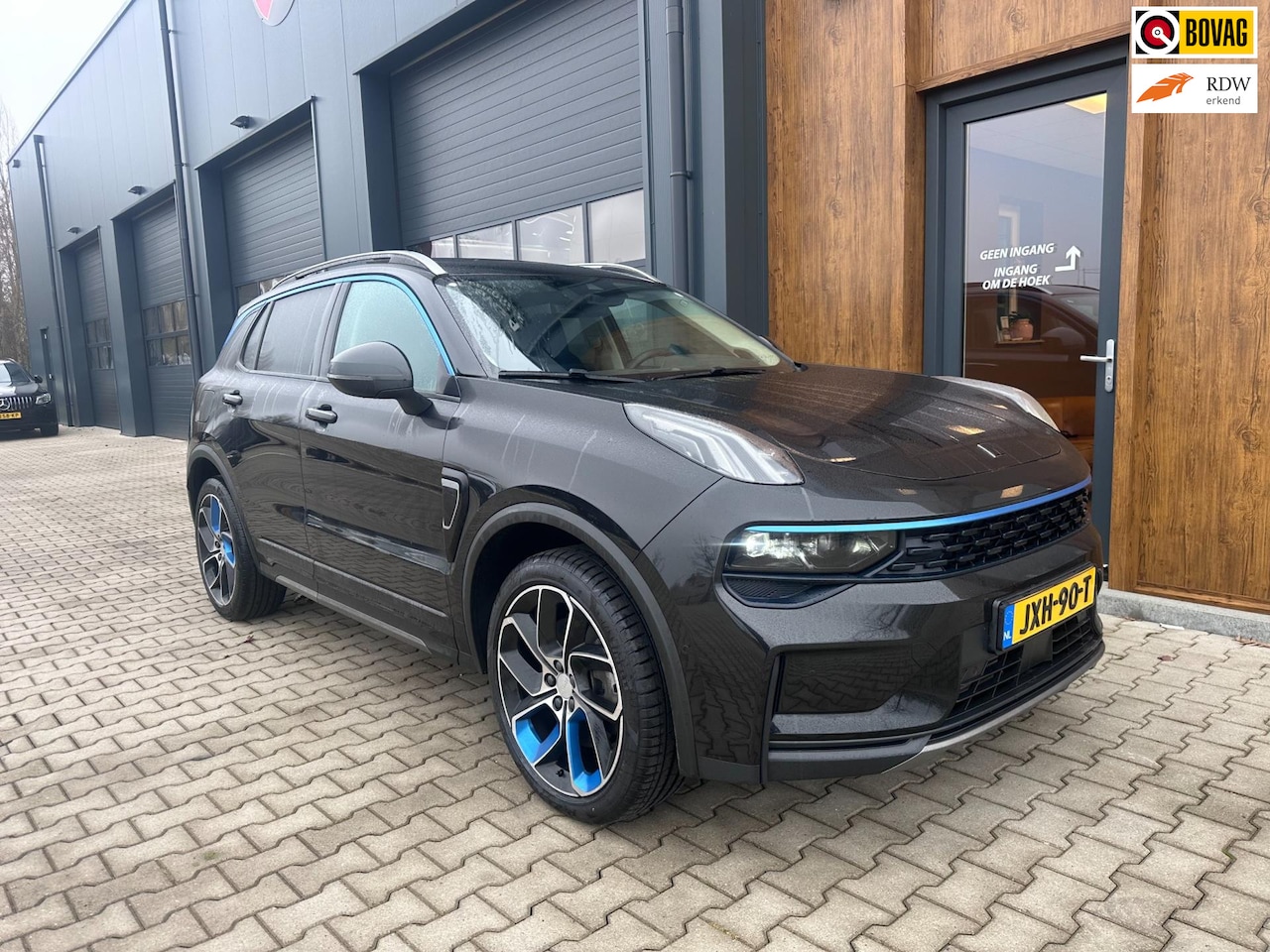 Lynk & Co 01 - 1.5 l pano l camera 25408 km !! - AutoWereld.nl