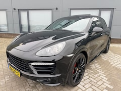 Porsche Cayenne - 4.8 GTS|420pk|Schuifdak|Black on Black|Volledig historie|