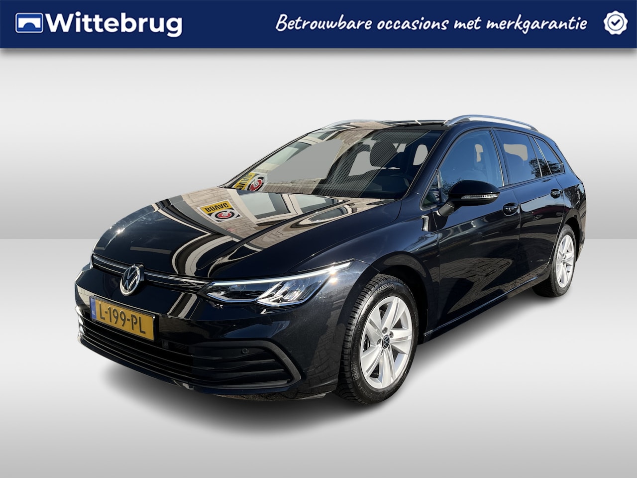 Volkswagen Golf Variant - 1.0 TSI Life / TREKHAAK/ PARK.SENSOREN V+A/ ACC/ APP-CONNECT/ NAVI/ DIGITAL DASH/ LANE-ASS - AutoWereld.nl