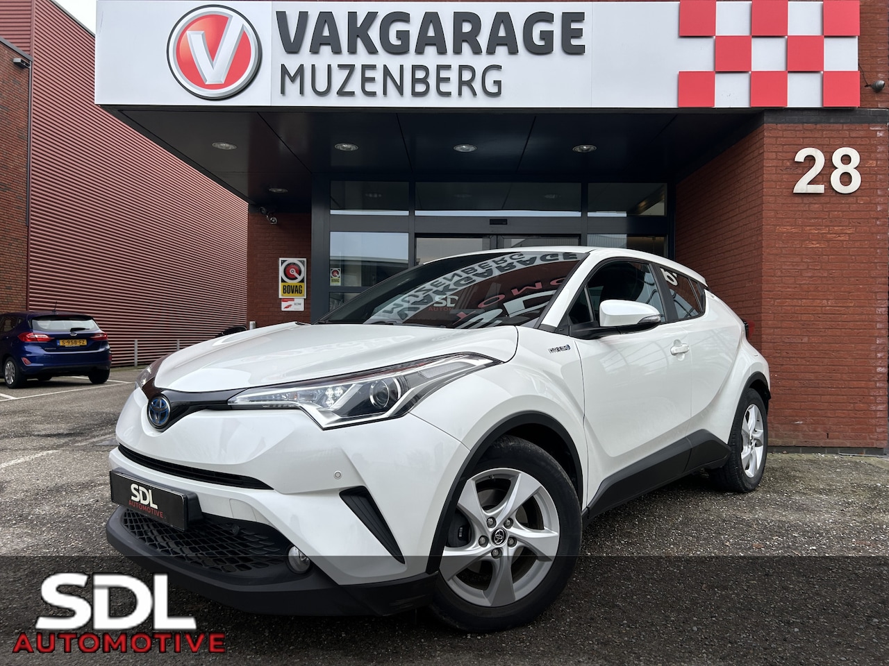 Toyota C-HR - 1.8 Hybrid Dynamic // KEYLESS // LED // NAVI // CAMERA // PDC V+A // ADAPTIVE CRUISE // TR - AutoWereld.nl