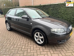 Audi A3 - 1.6 Attraction