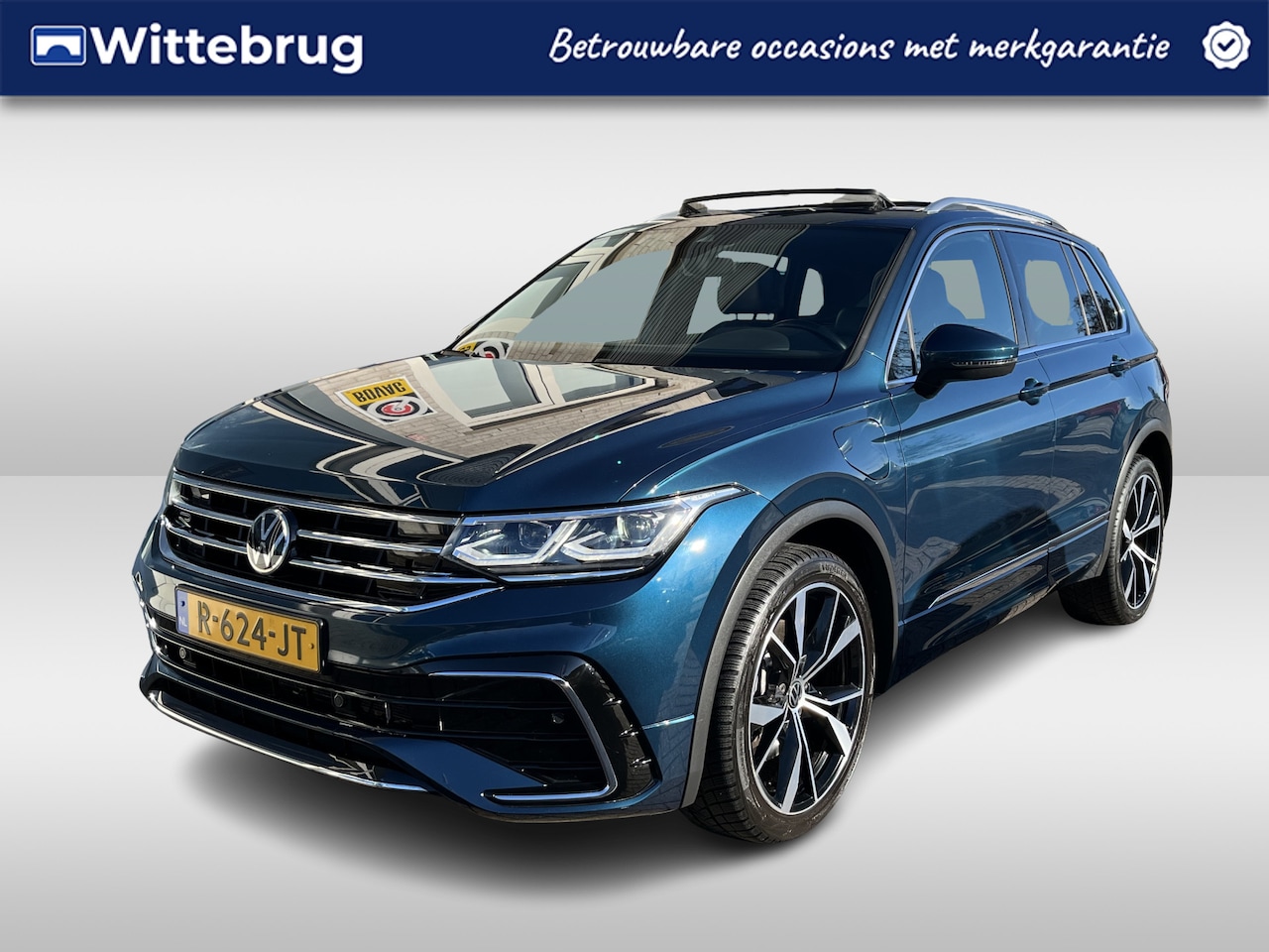 Volkswagen Tiguan - 1.4 TSI eHybrid R-Line Business+ / AUTOMAAT/ 2X R-LINE/ 245 PK/ TREKHAAK/ PANO/ DAB/ CAMER - AutoWereld.nl