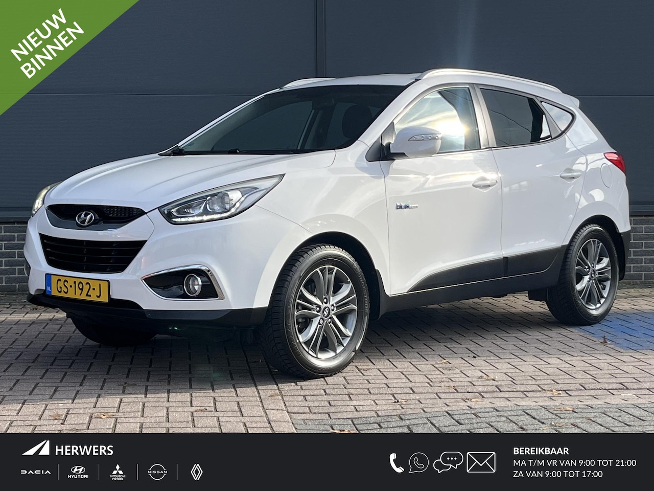 Hyundai ix35 - 1.6i GDI Go! / Trekhaak / Navigatie / Camera / Parkeersensoren Achter / Climate Control / - AutoWereld.nl