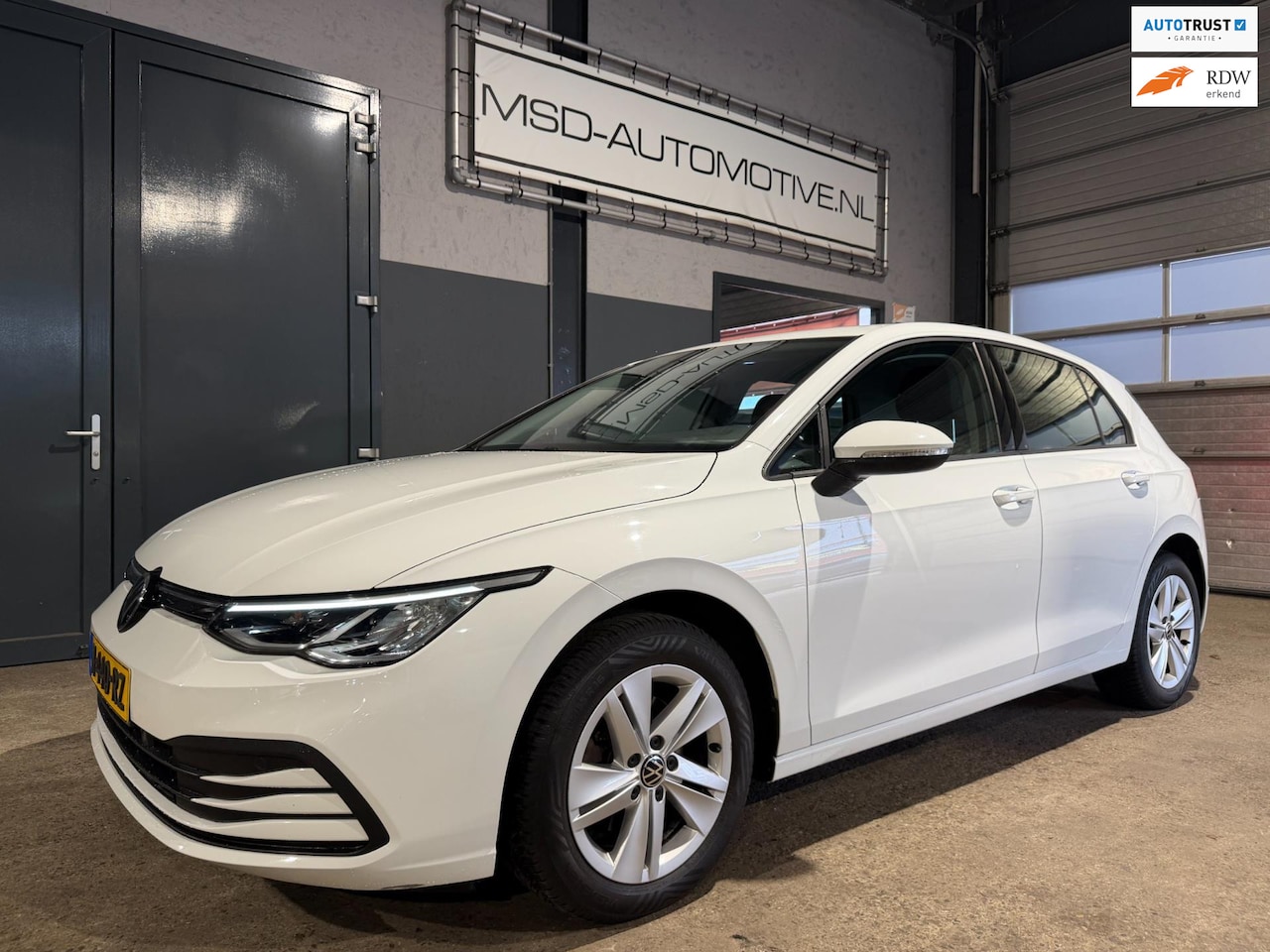 Volkswagen Golf - 1.0 TSI Life|Digidash|Lesauto incl. BTW !|NAP !! - AutoWereld.nl