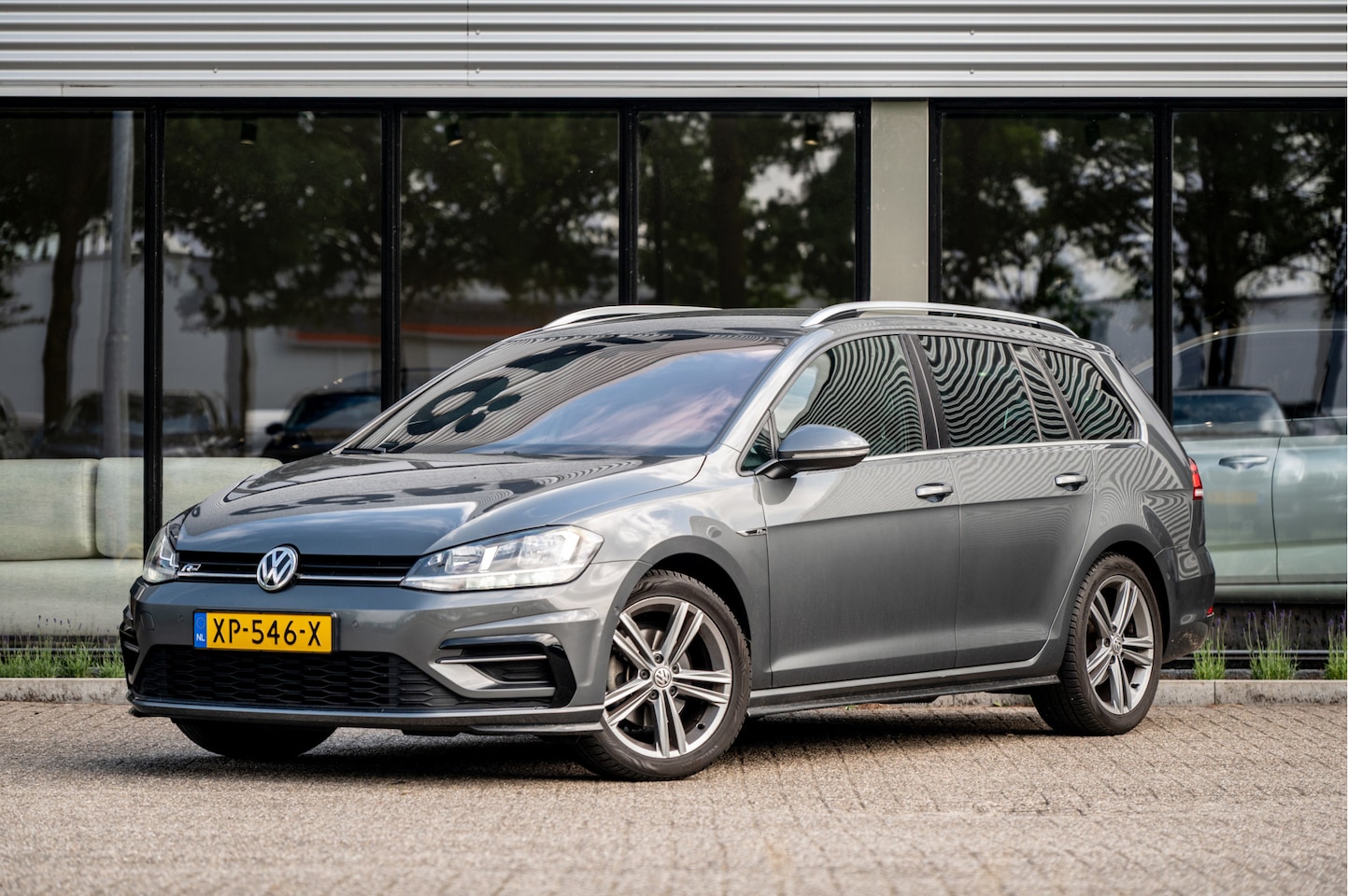 Volkswagen Golf Variant - 1.5 TSI 2x R Line DSG | Navi | Org. NL | Virtual | Dynaudio | Adapt. Cruise | Camera | 4se - AutoWereld.nl