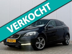 Volvo V40 - 1.6 T4 Momentum Airco Cruise NweApk