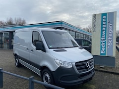 Mercedes-Benz Sprinter - 211 CDI L1H1 E6 | Automaat | 360° Camera | Trekhaak | Mbux